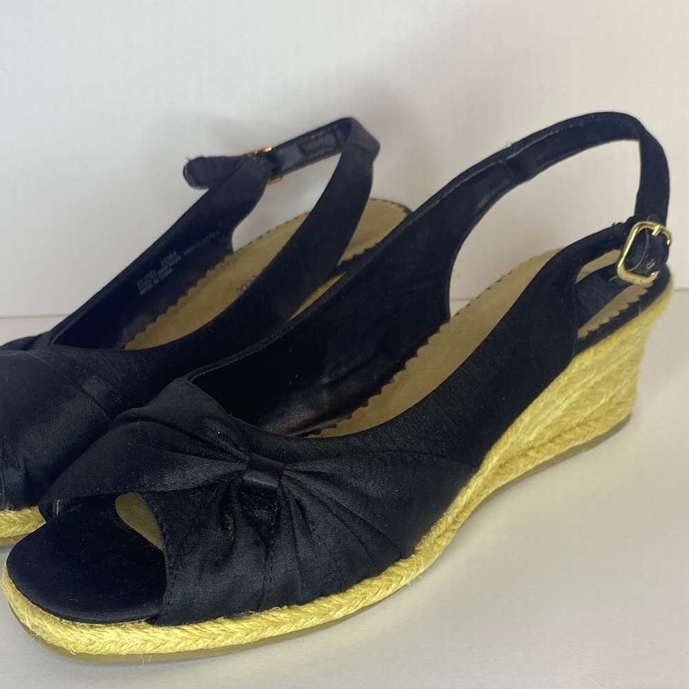 Bella-Vita Elegant Black Wedge Sandals Women’s Size 10